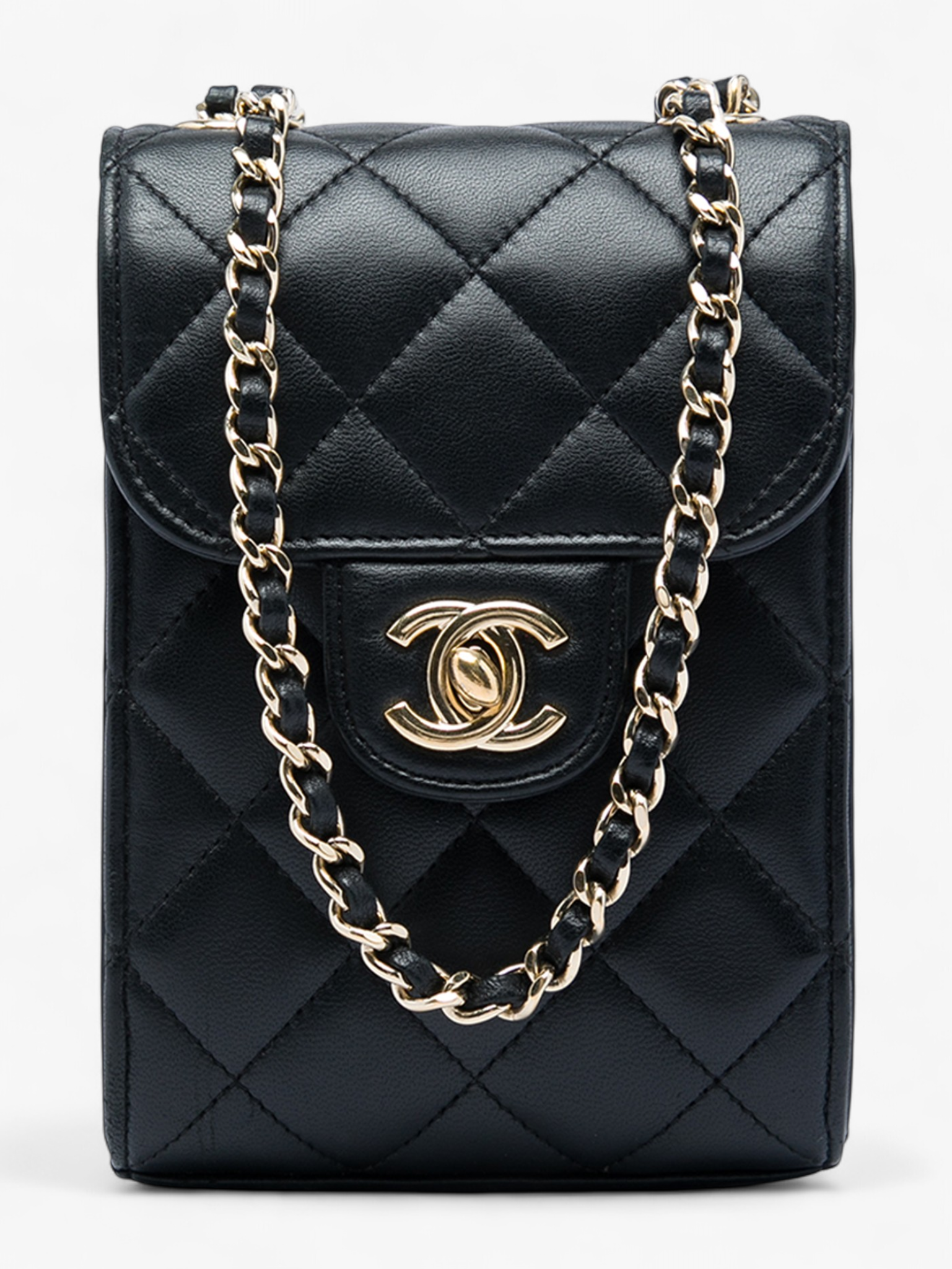 Chanel CC Quilted Lambskin Phone Holder with Chain – ReLuxe Room