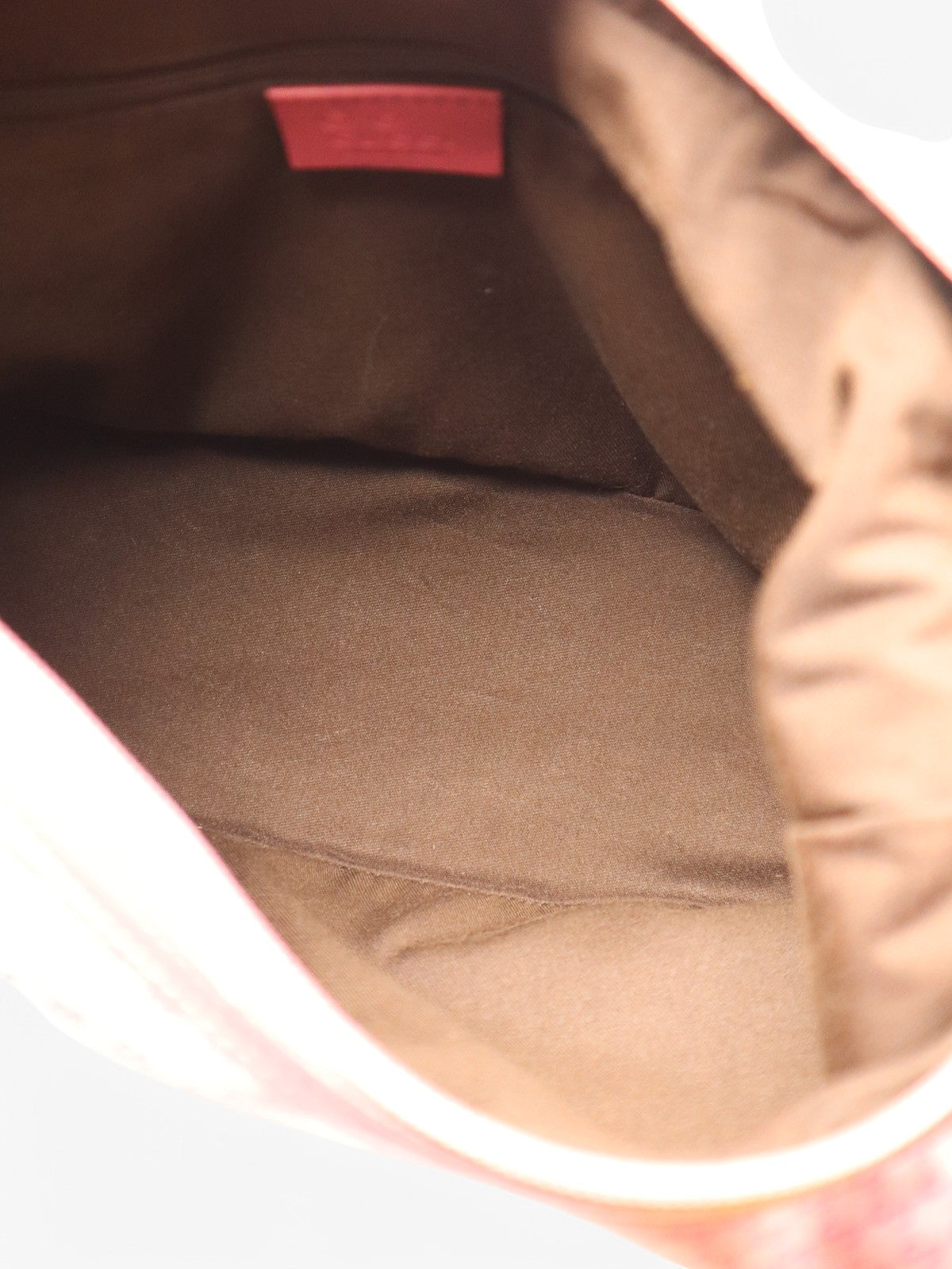 Gucci pink Hobo - ReLuxe Room