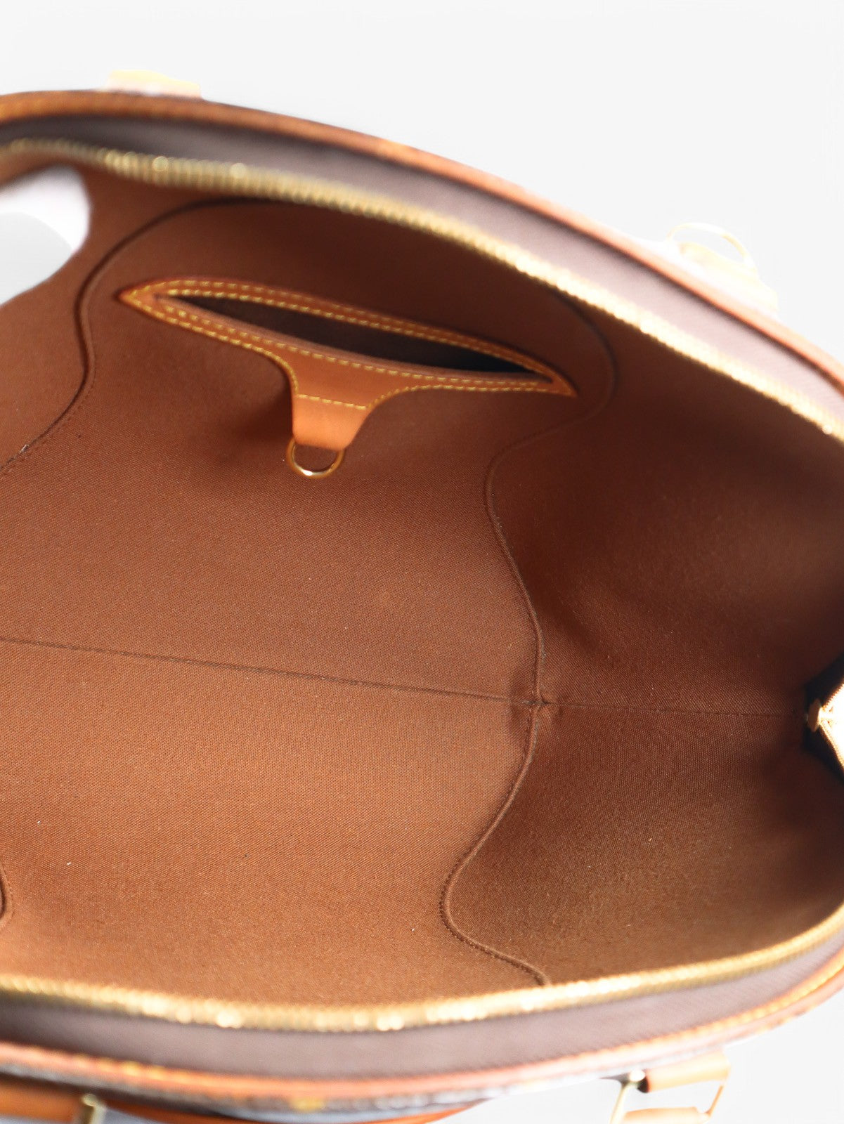 Louis Vuitton Monogram Ellipse MM - ReLuxe Room