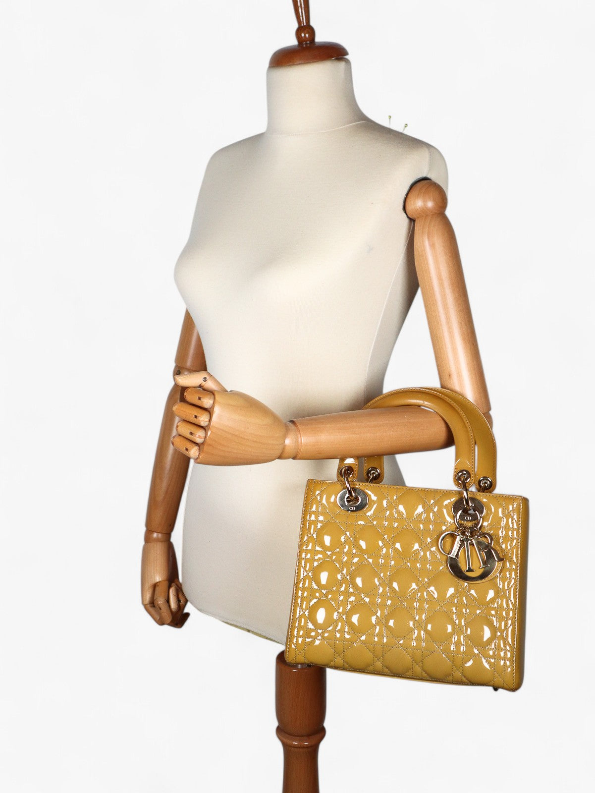 Christian Dior Lady Dior Medium