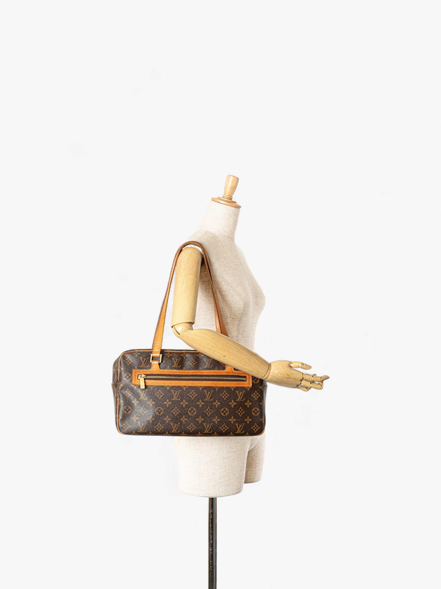 Louis Vuitton Monogram Cite GM