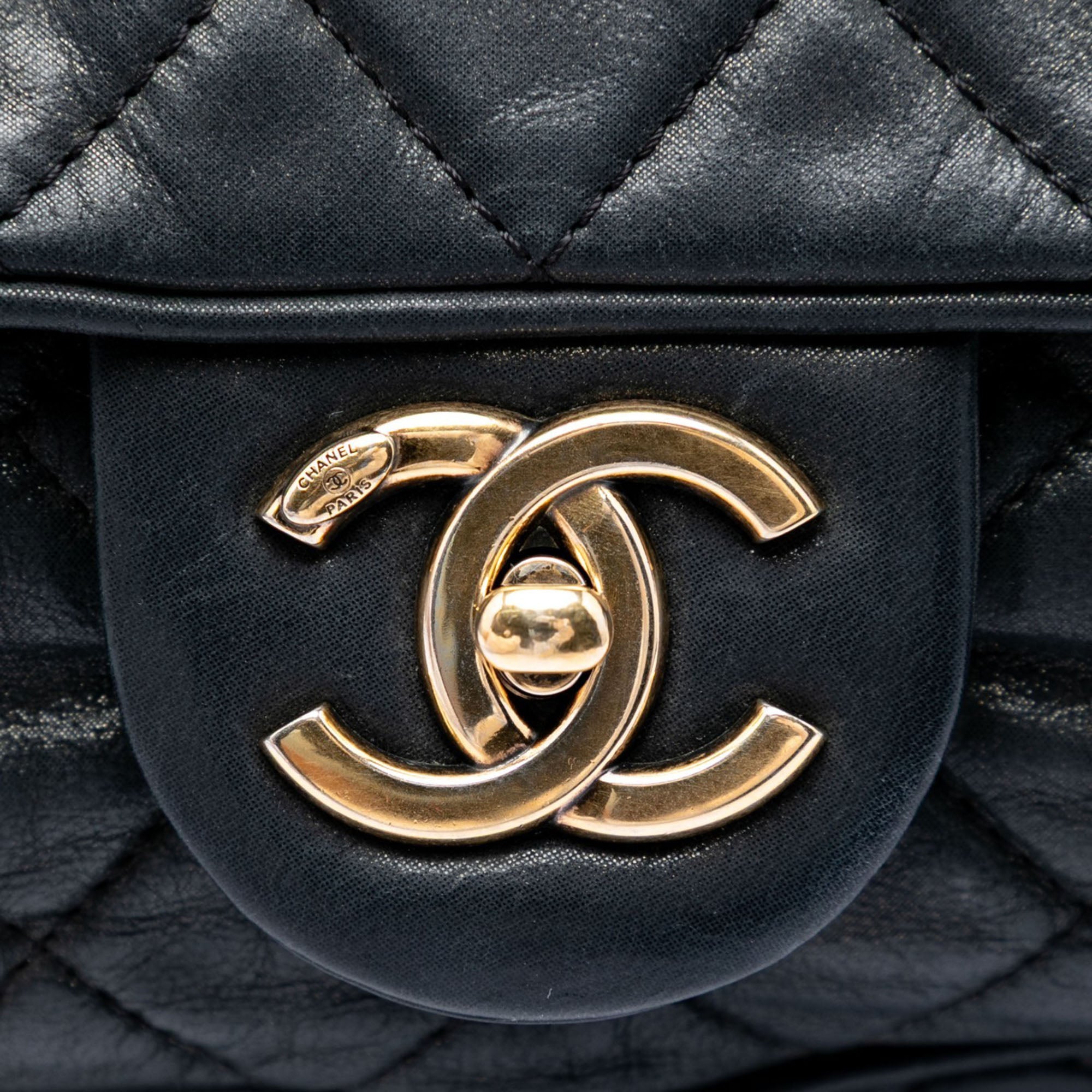 Chanel Large Quilted Iridescent Calfskin Shiva Flap – ReLuxe Room