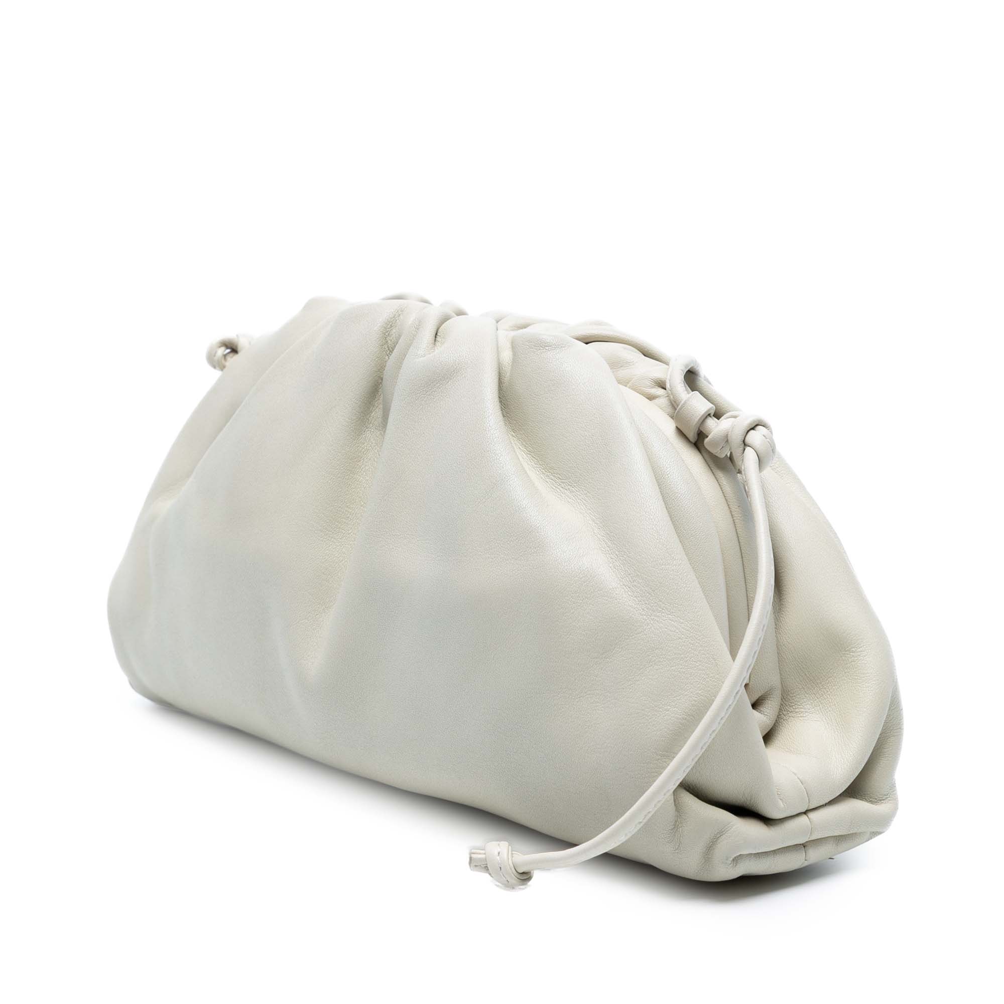 Bottega Veneta Lambskin The Mini Pouch Crossbody – ReLuxe Room
