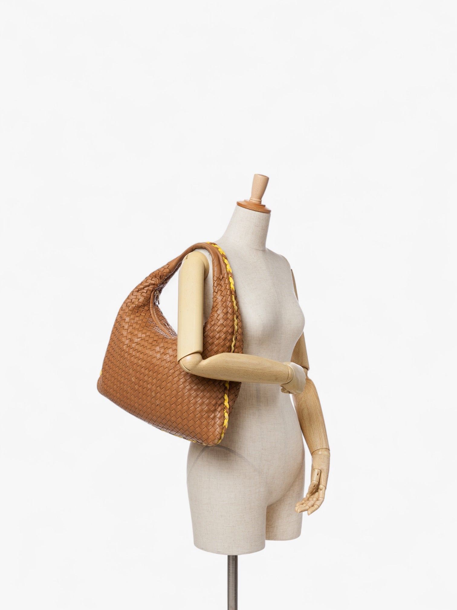 Bottega Veneta Medium Bicolor Intrecciato Veneta