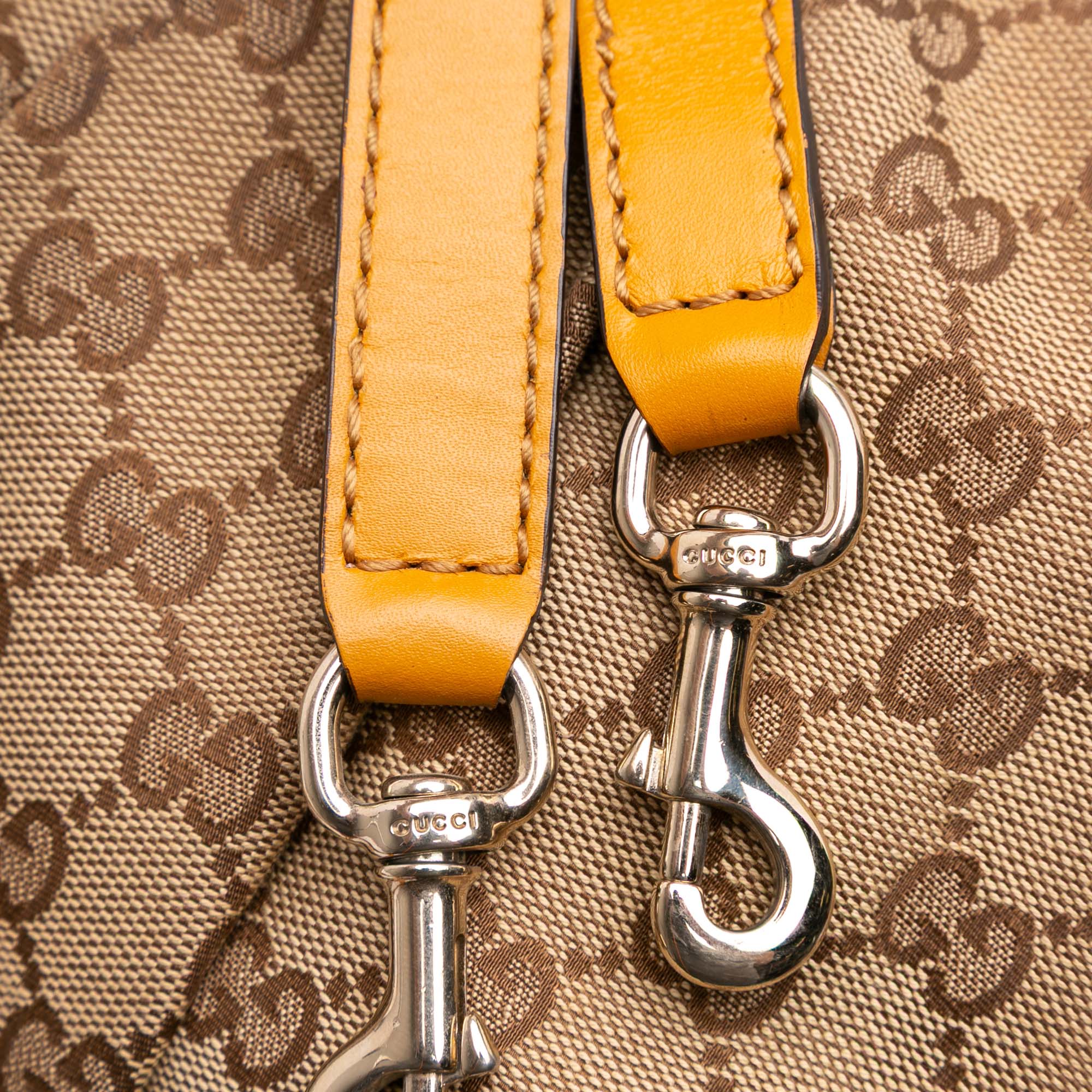 Gucci GG Canvas Sukey