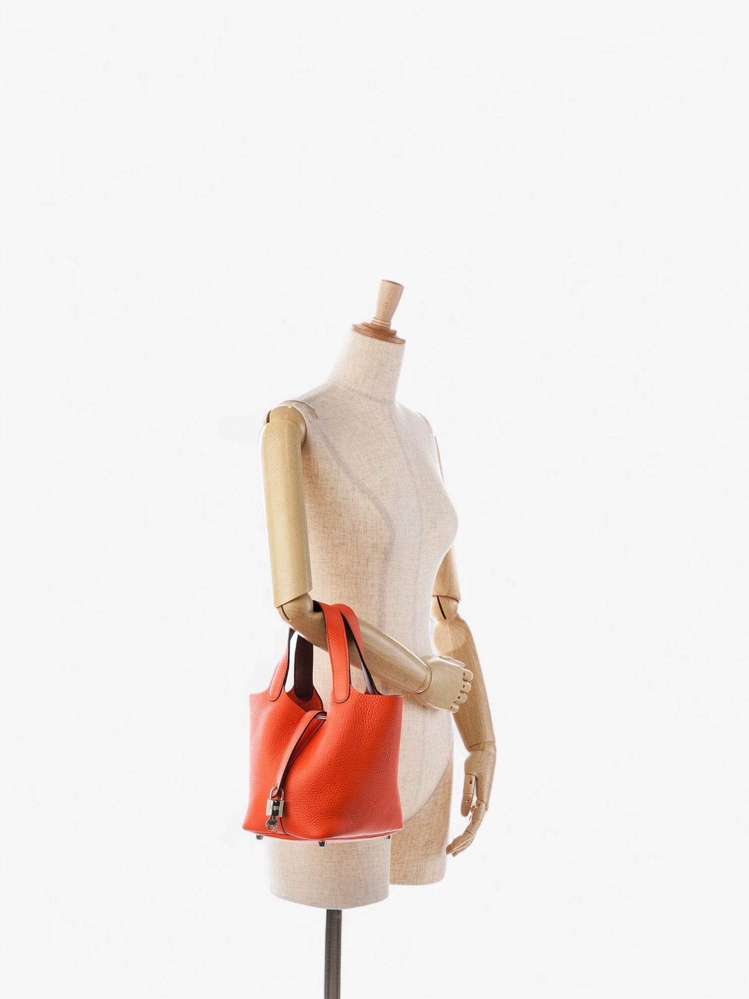 Hermès Clémence Picotin Lock 18