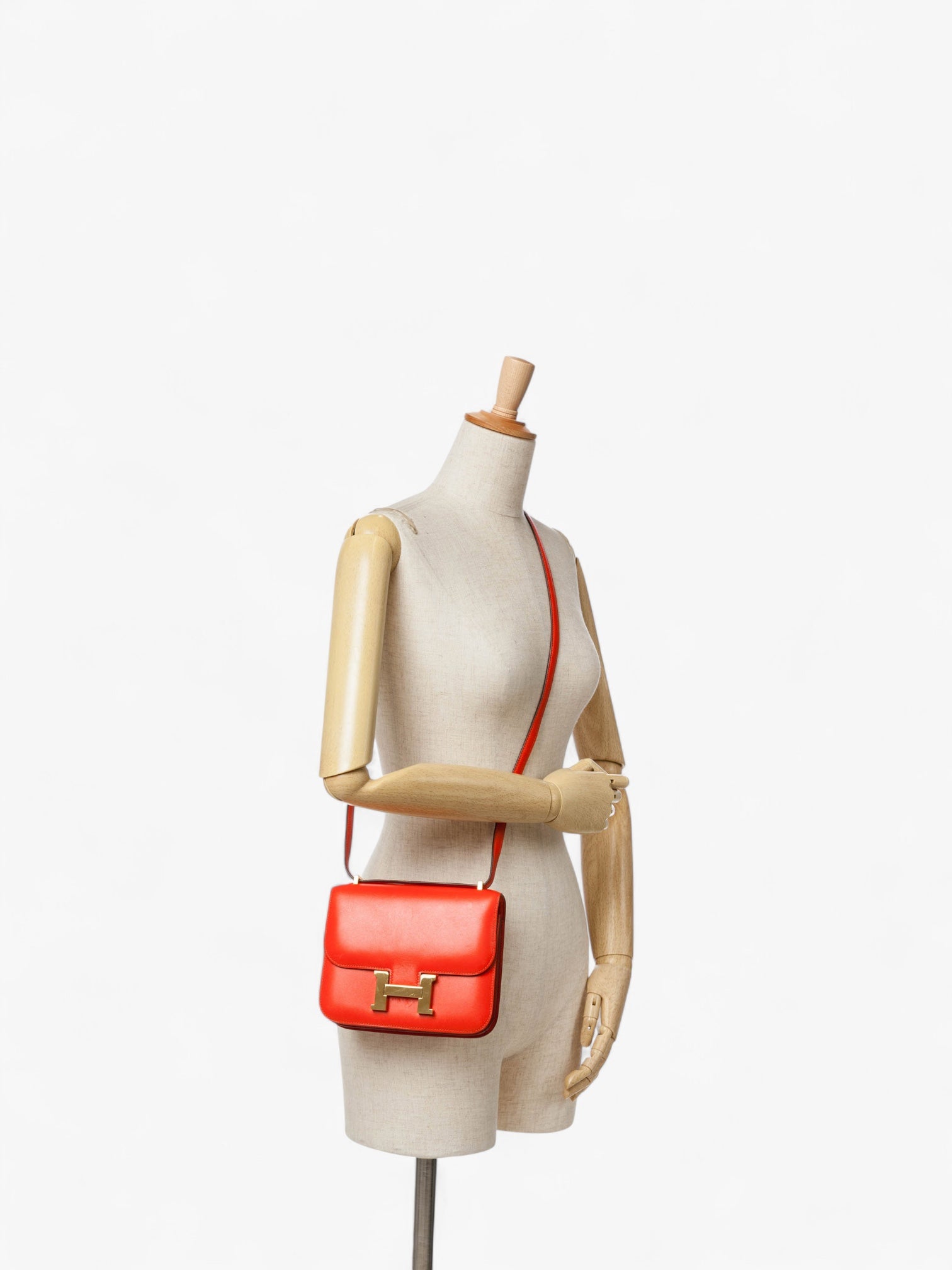 Hermès Mini Constance 18