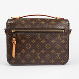 Louis Vuitton Monogram Metis Pochette