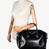 Givenchy black Antigona Medium Bag