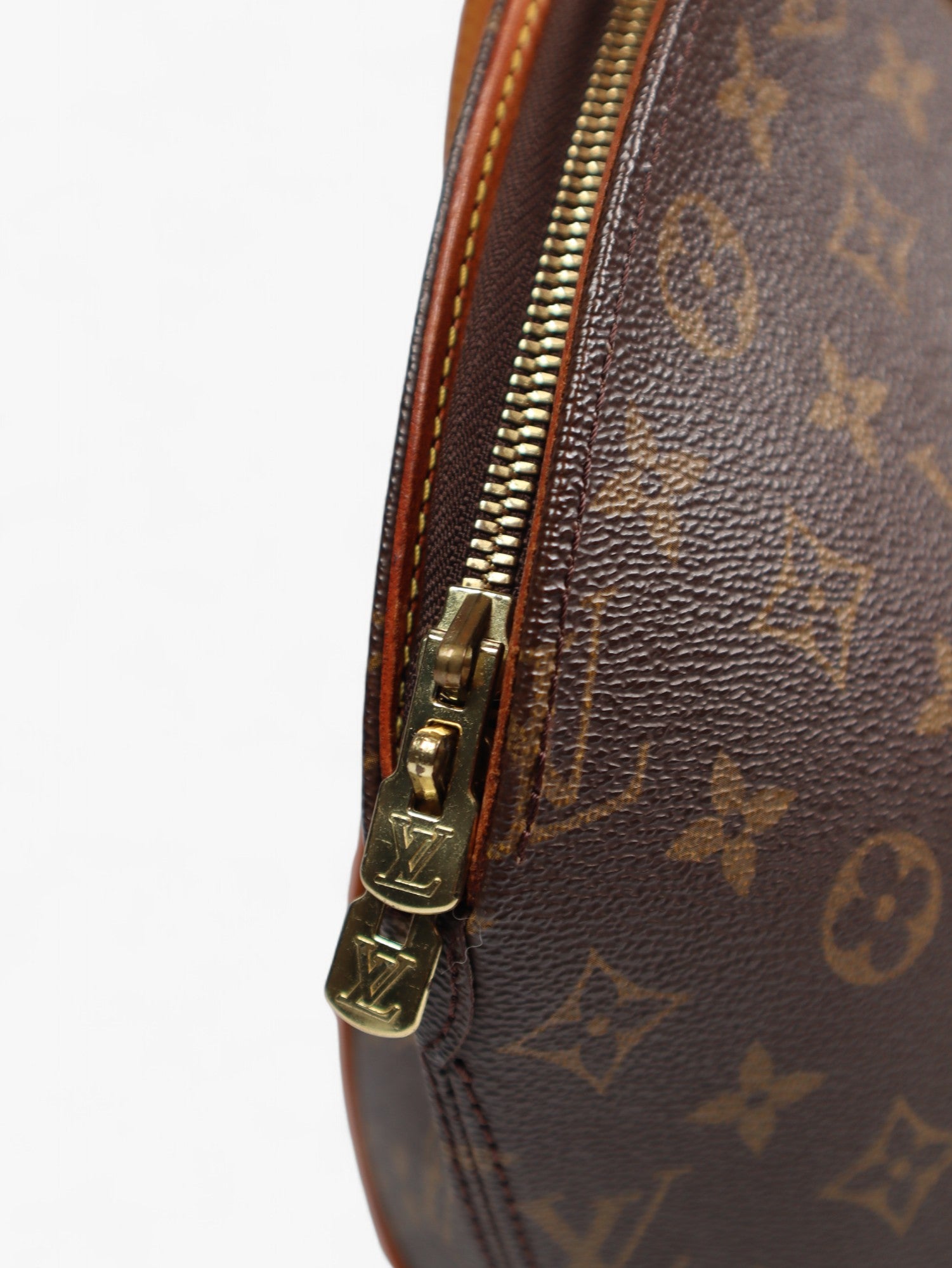 Louis Vuitton Monogram Ellipse MM