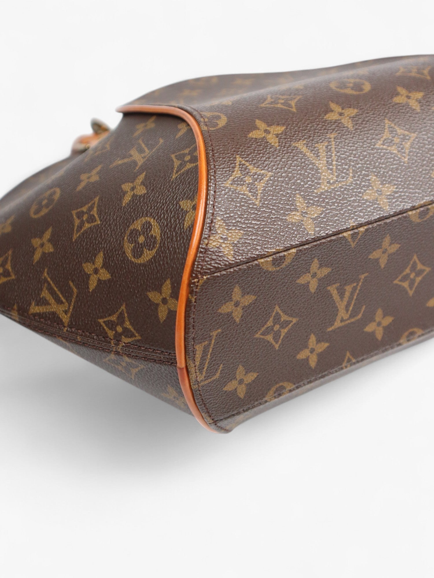 Louis Vuitton Monogram Ellipse MM