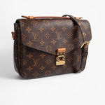 Louis Vuitton Monogram Metis Pochette