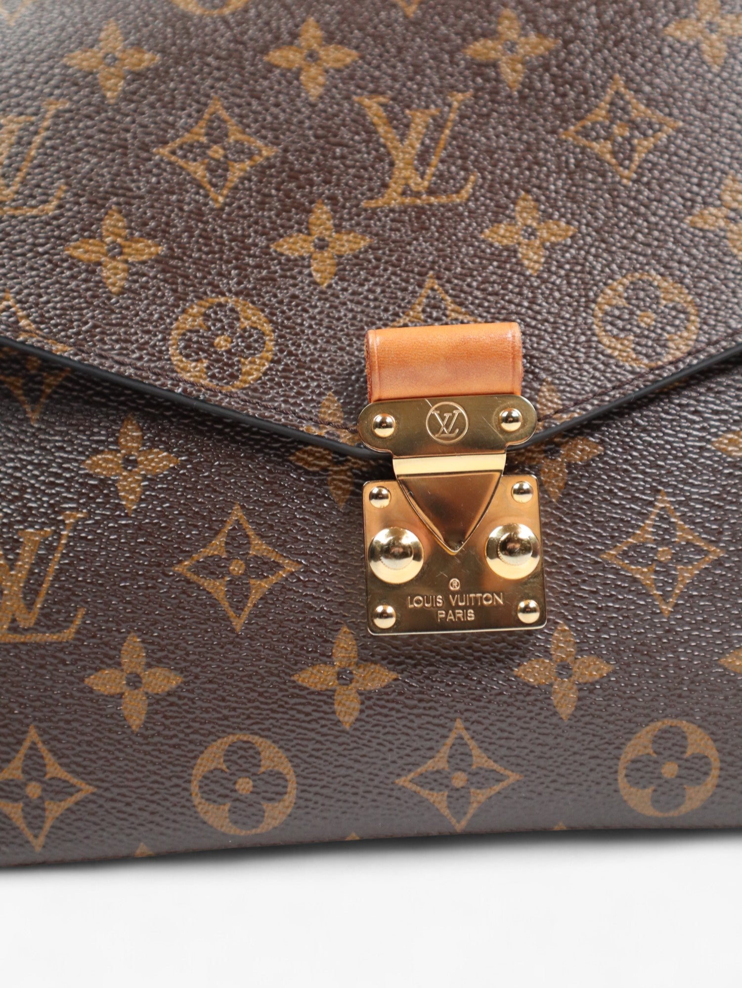 Louis Vuitton Monogram Metis Pochette