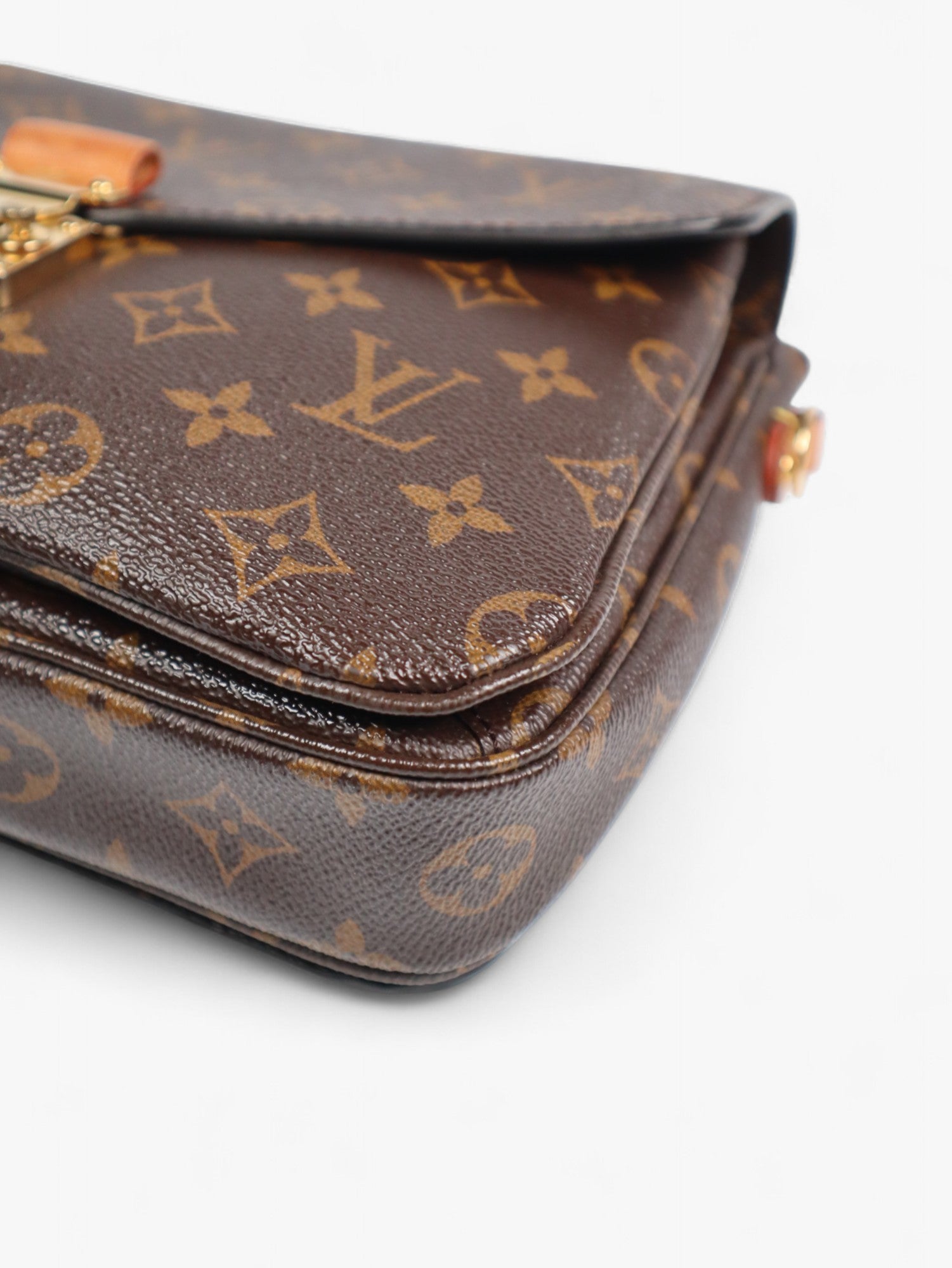 Louis Vuitton Monogram Metis Pochette