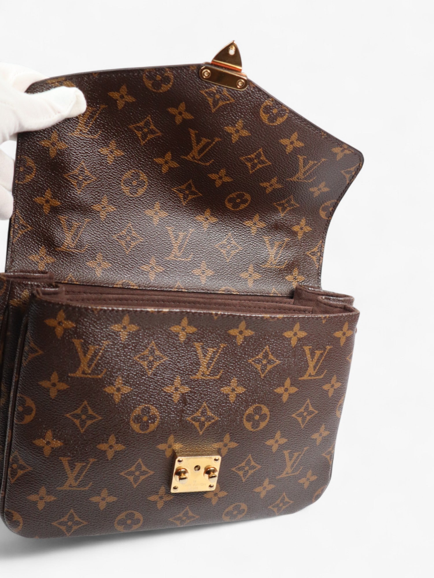 Louis Vuitton Monogram Metis Pochette