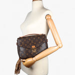 Louis Vuitton Monogram Metis Pochette