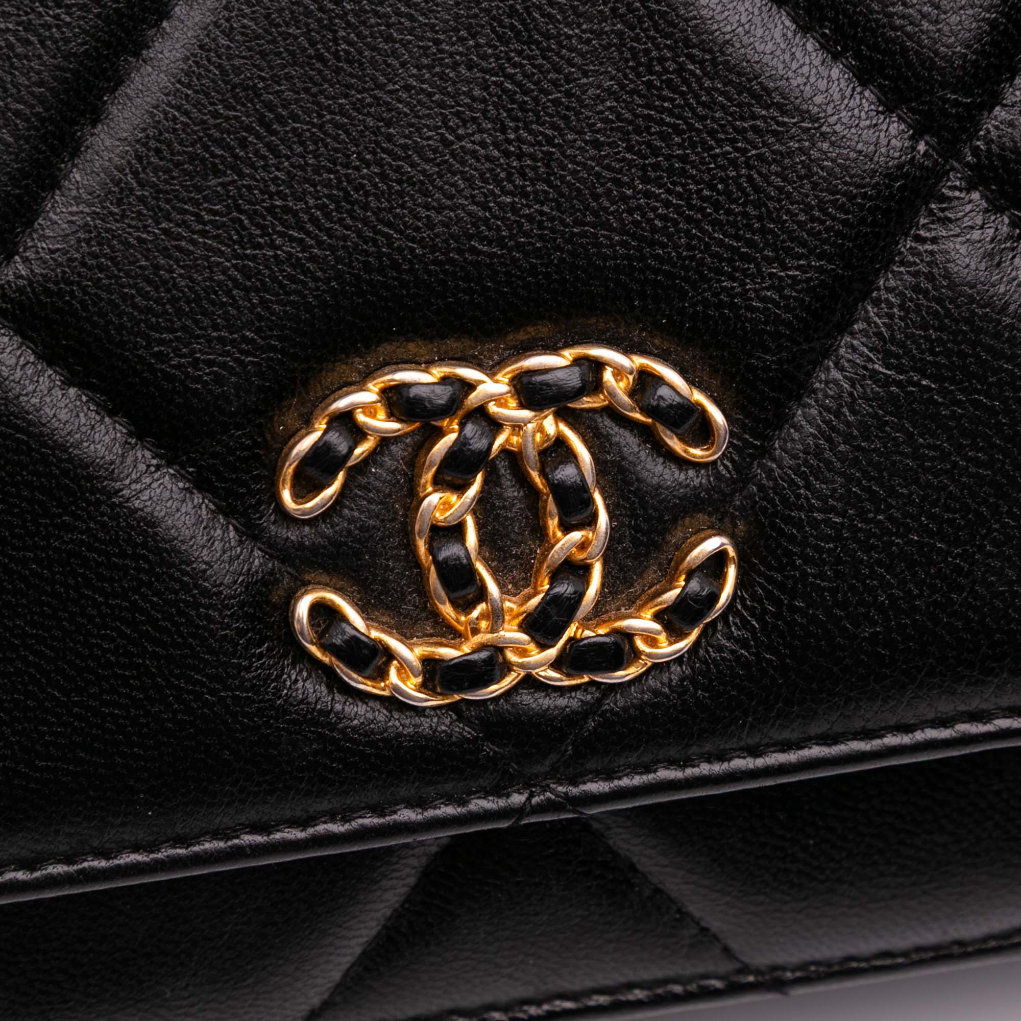Chanel Quilted Lambskin 19 Wallet on Chain