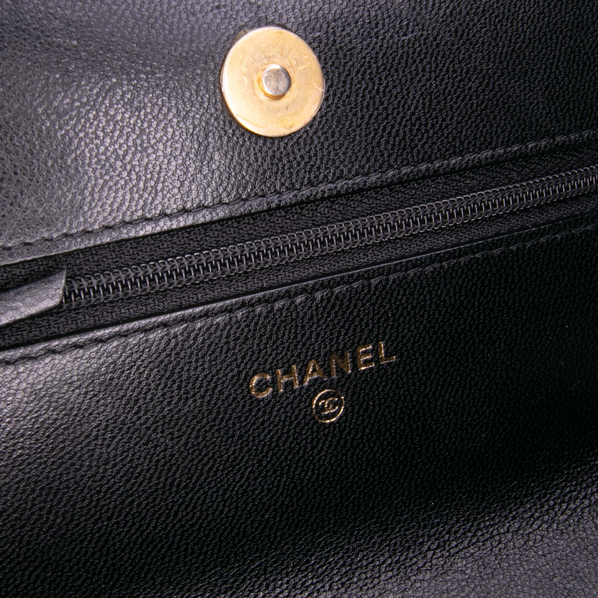 Chanel Quilted Lambskin 19 Wallet on Chain
