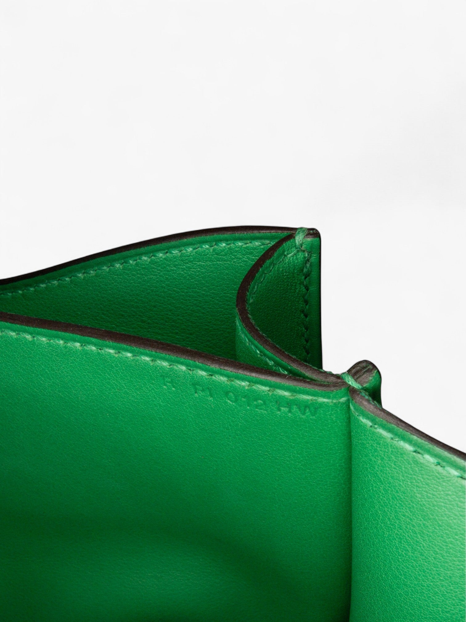 Hermès Constance 24
