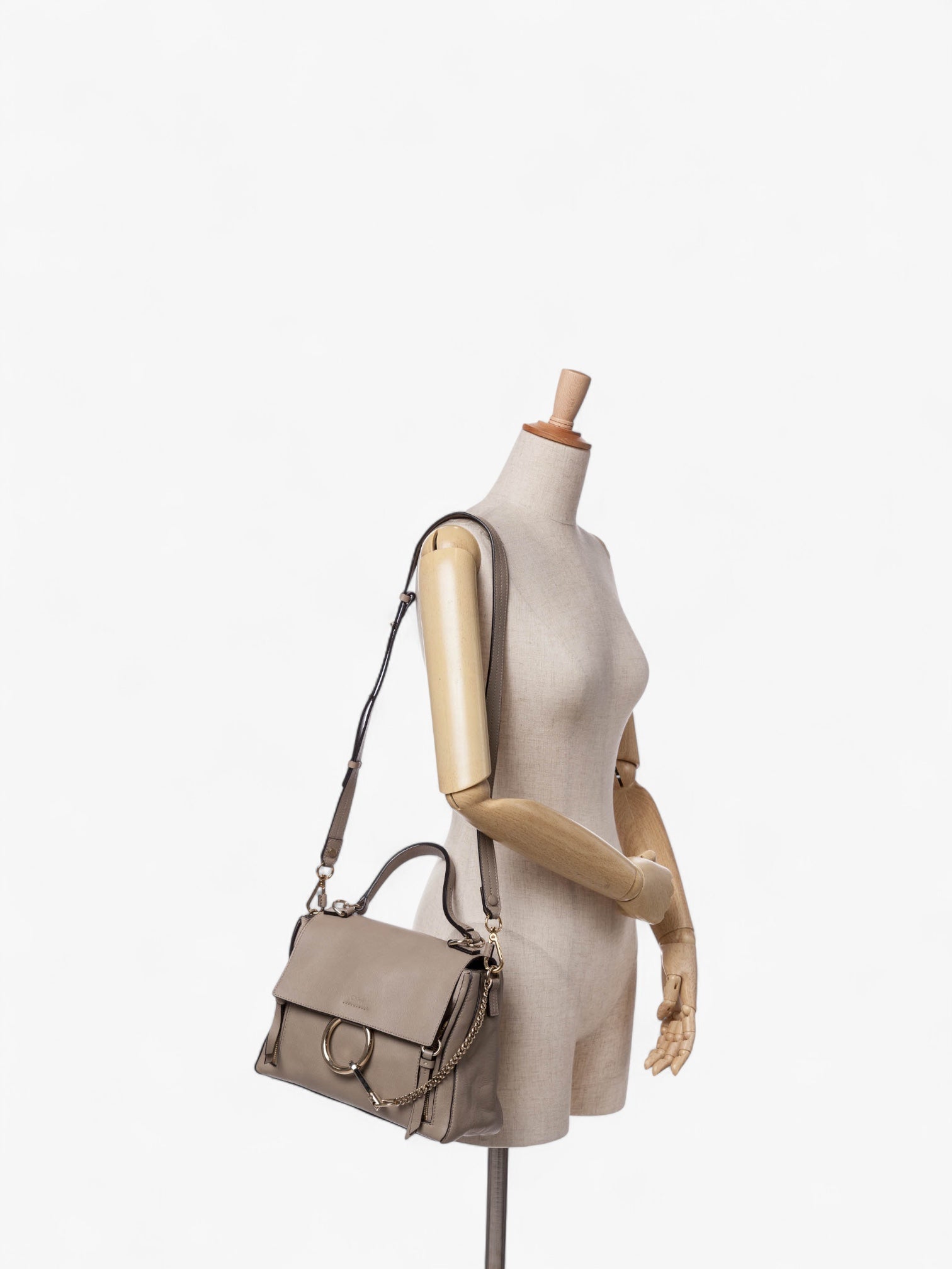 Chloé Medium Leather Faye