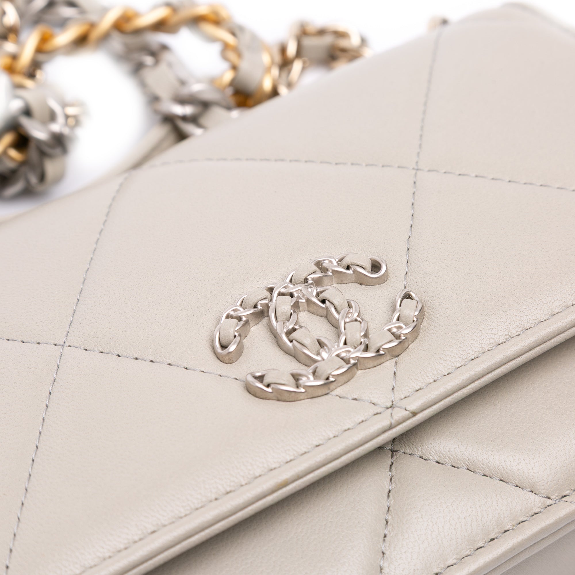 Chanel Quilted Lambskin 19 Wallet on Chain