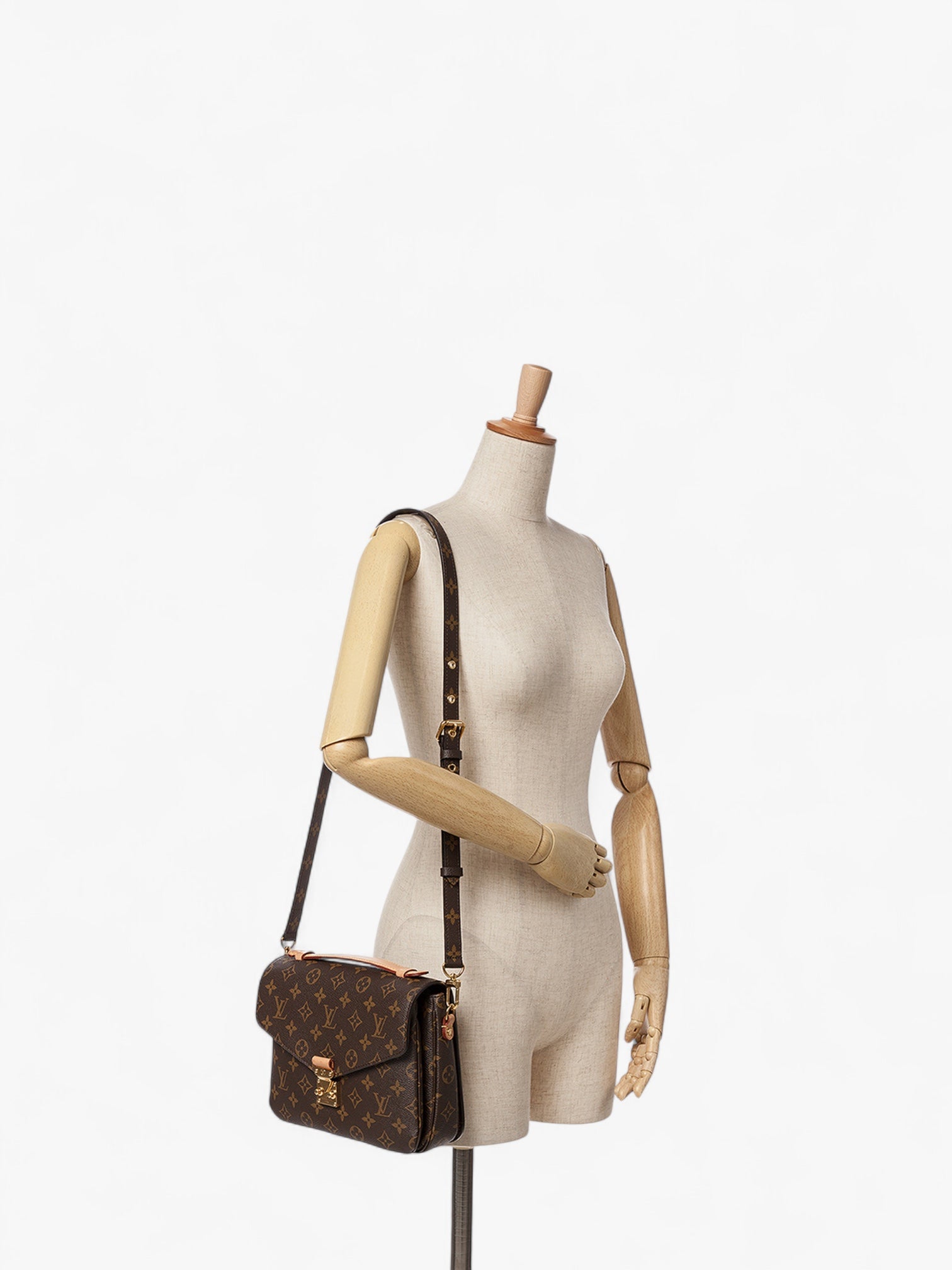 Louis Vuitton Monogram Pochette Metis