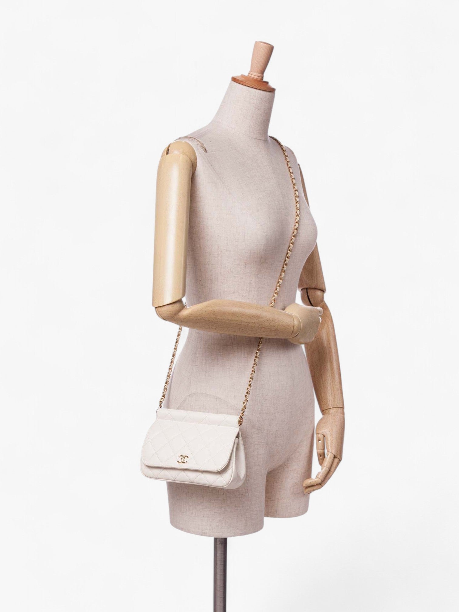 Chanel Quilted Caviar Frame Flap Clutch with Chain - ReLuxe Room 