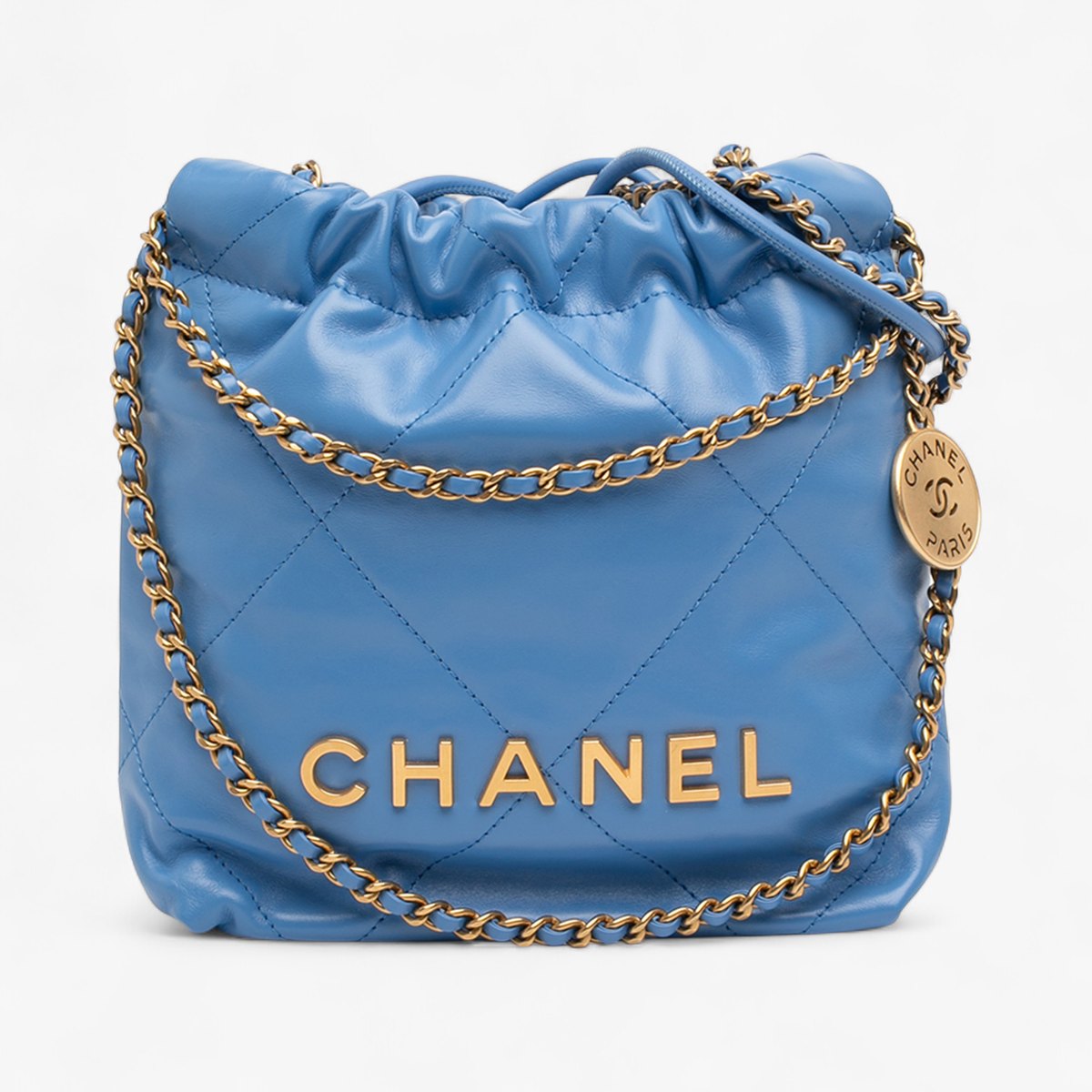 Чанта, която оценихме като Неносена: Chanel Mini 22